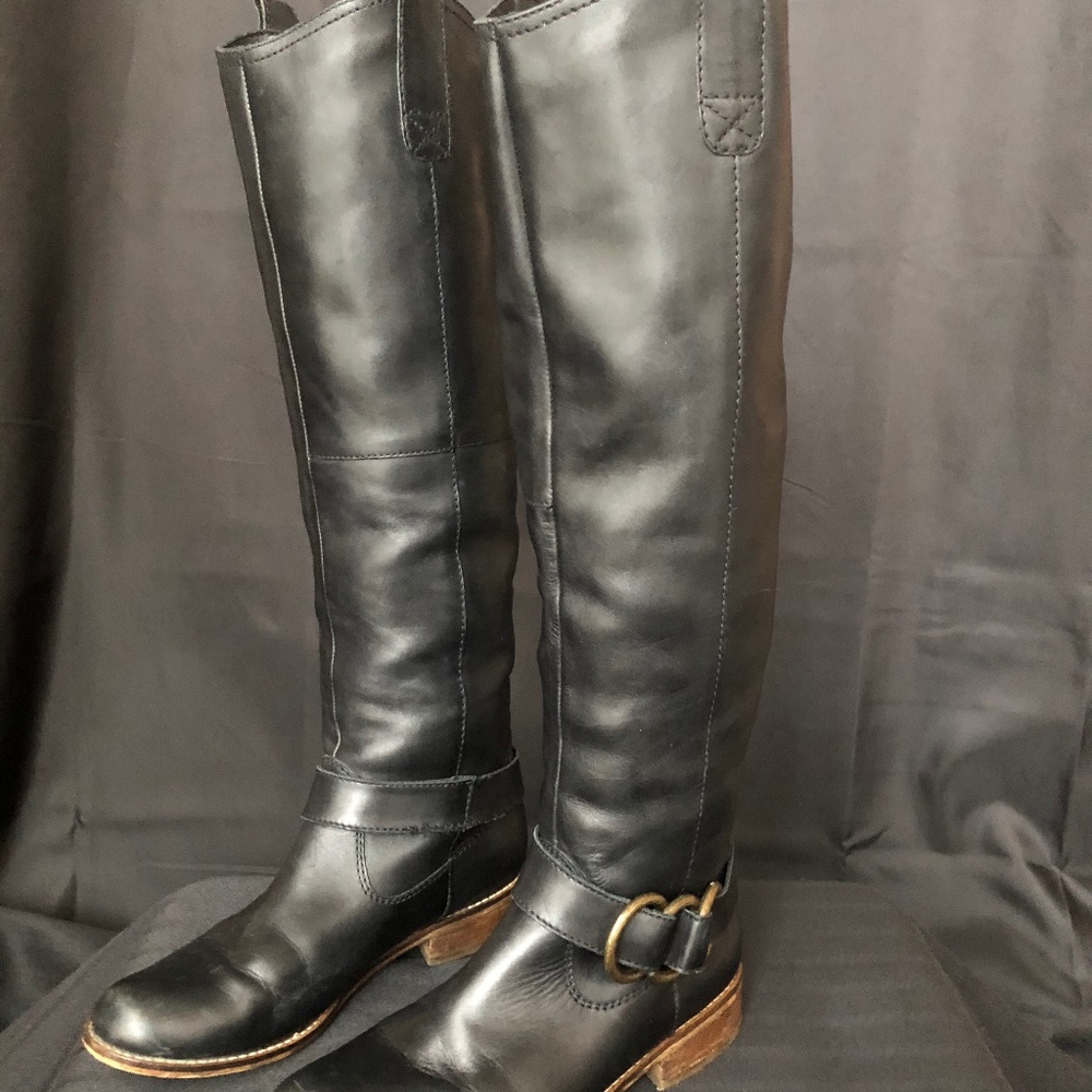 Steve Madden Black Leather knee high boots